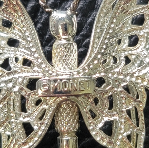 MONET Filigree Butterfly Brooch, Book Piece-  Vintage, Estate - Picture 6 of 6